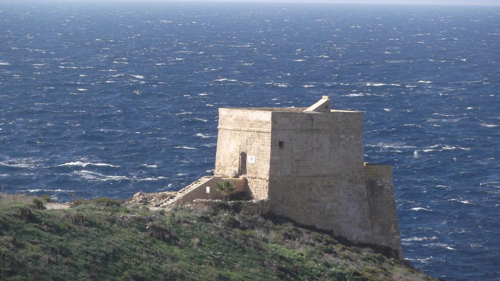 Hideaway Flats Xlendi Quarto foto